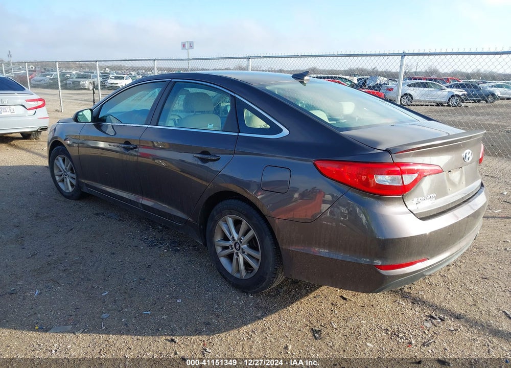 2015 HYUNDAI SONATA SE VIN: 5NPE24AF8FH030840