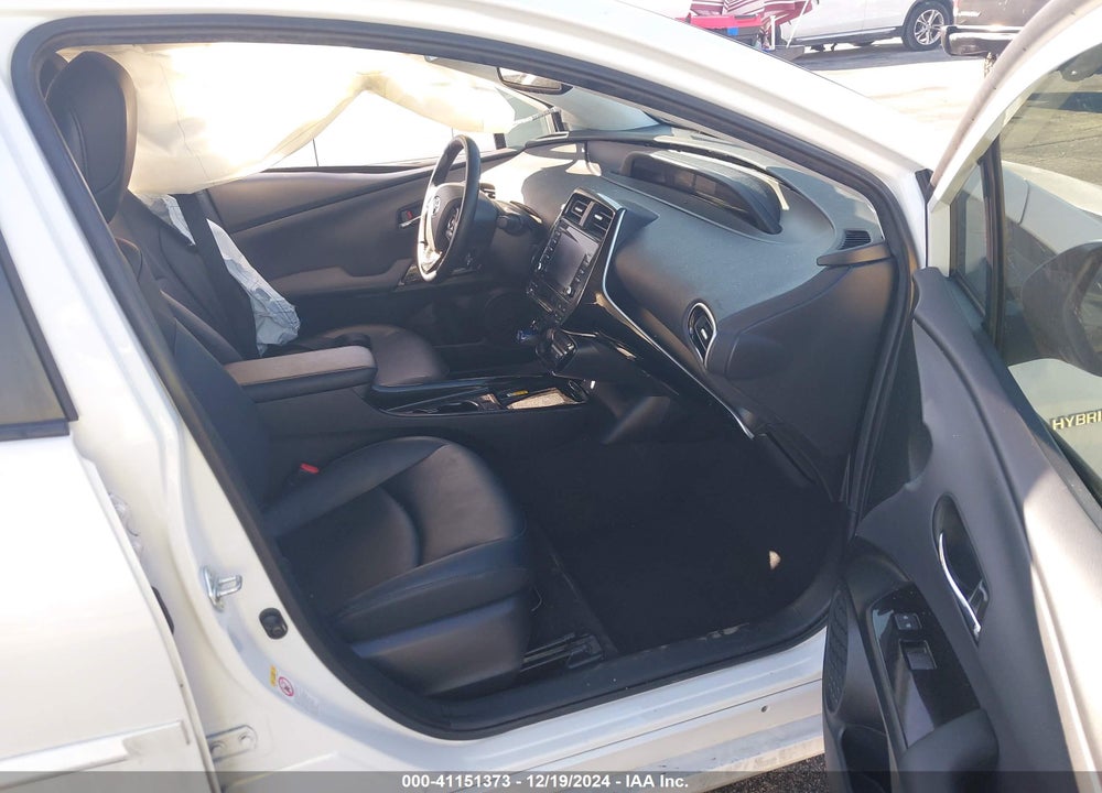 2022 TOYOTA PRIUS VIN: JTDKAMFU2N3156036