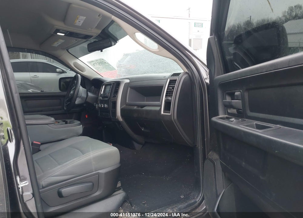2014 RAM 1500 VIN: 1C6RR7FT5ES420041