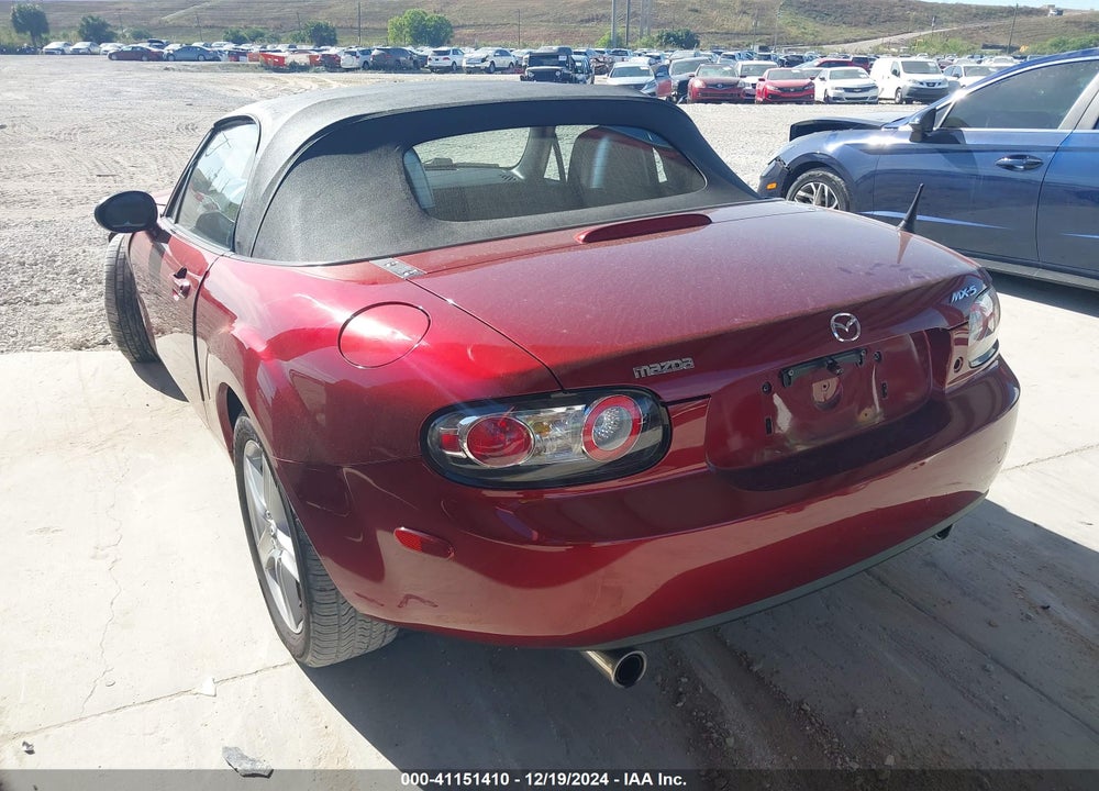 2006 MAZDA MX-5 MIATA VIN: JM1NC25F360122589