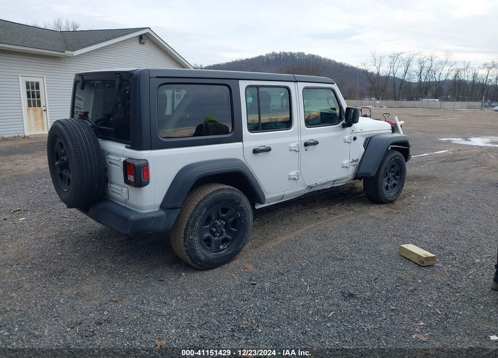 2019 JEEP WRANGLER UNLIMITED SPORT 4X4 VIN: 1C4HJXDG2KW613382