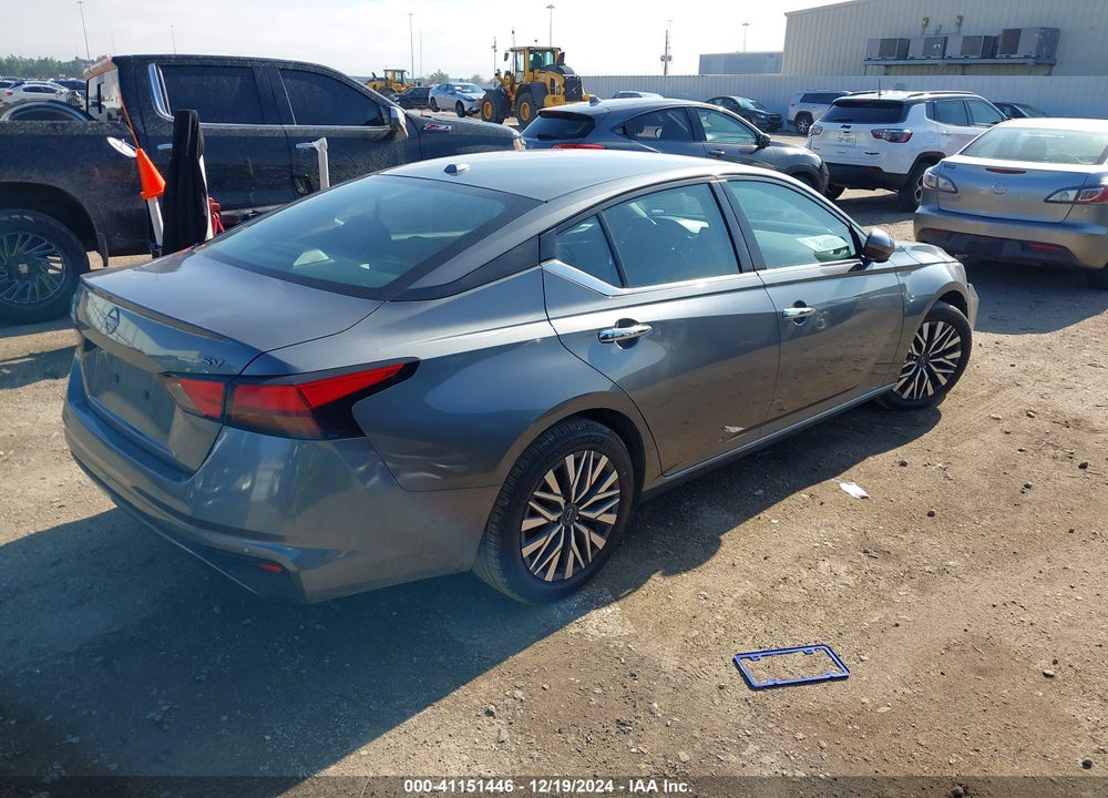 2023 NISSAN ALTIMA SV FWD VIN: 1N4BL4DV8PN336818