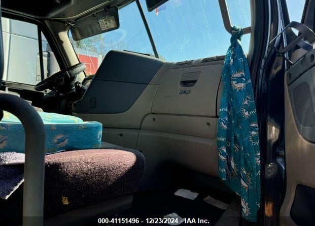 2017 FREIGHTLINER CASCADIA 125 VIN: 3AKJGLDR5HSHF1238