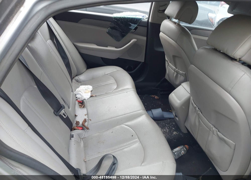 2015 HYUNDAI SONATA SE VIN: 5NPE24AF2FH145532