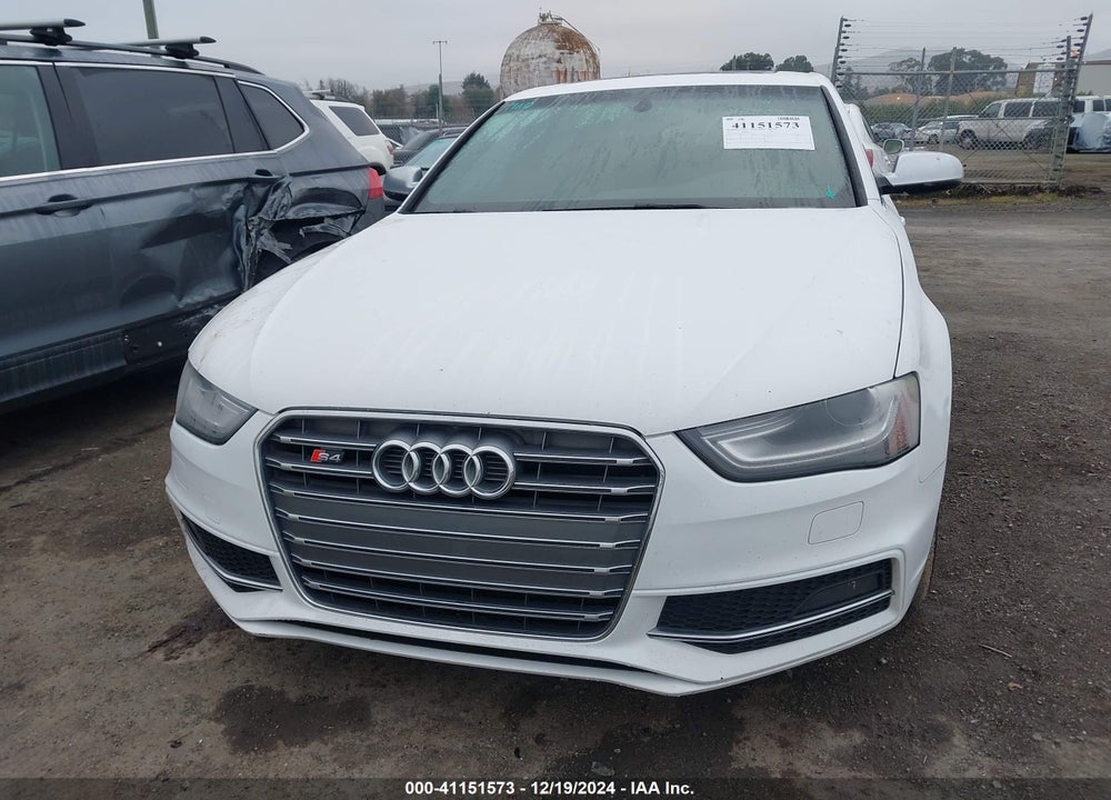 2013 AUDI S4 VIN: WAUBGAFLXDA235322