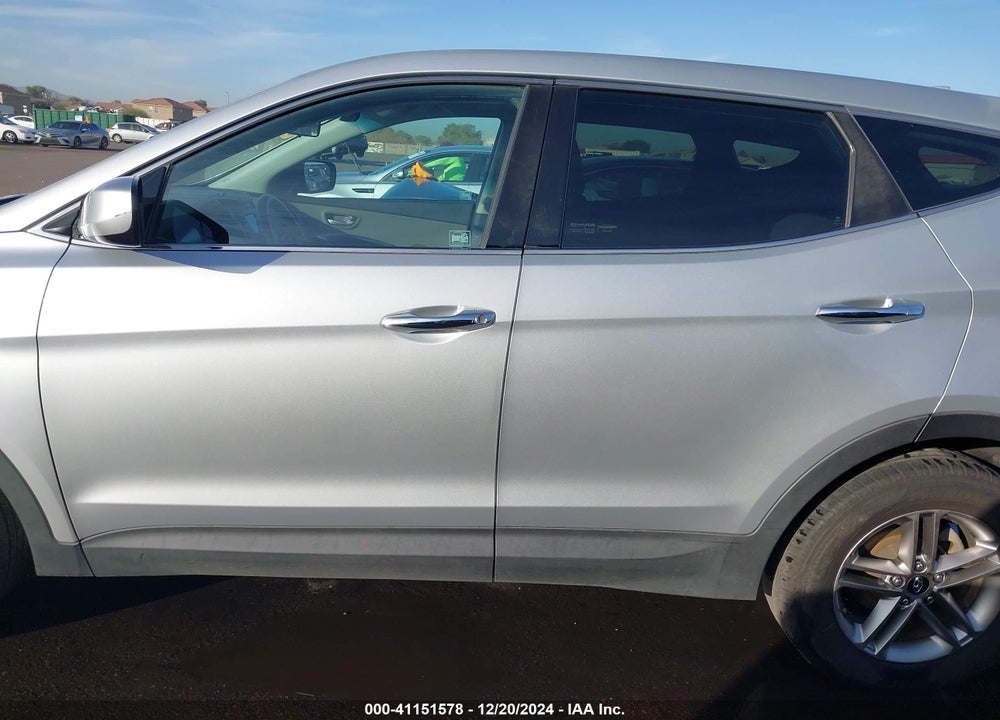 2017 HYUNDAI SANTA FE SPORT 2.4L VIN: 5XYZTDLB4HG438870