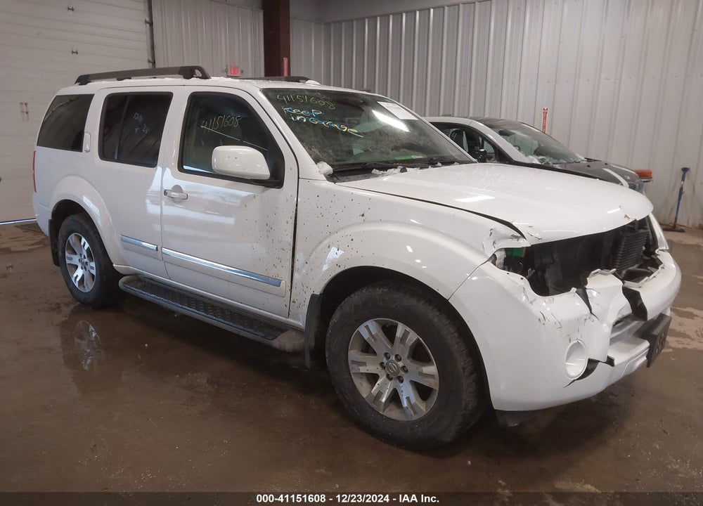 2011 NISSAN PATHFINDER SILVER VIN: 5N1AR1NB8BC622479