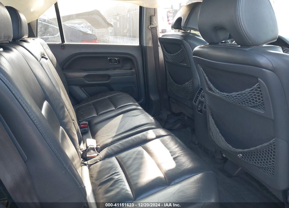 2006 HONDA PILOT EX-L VIN: 5FNYF28566B036167