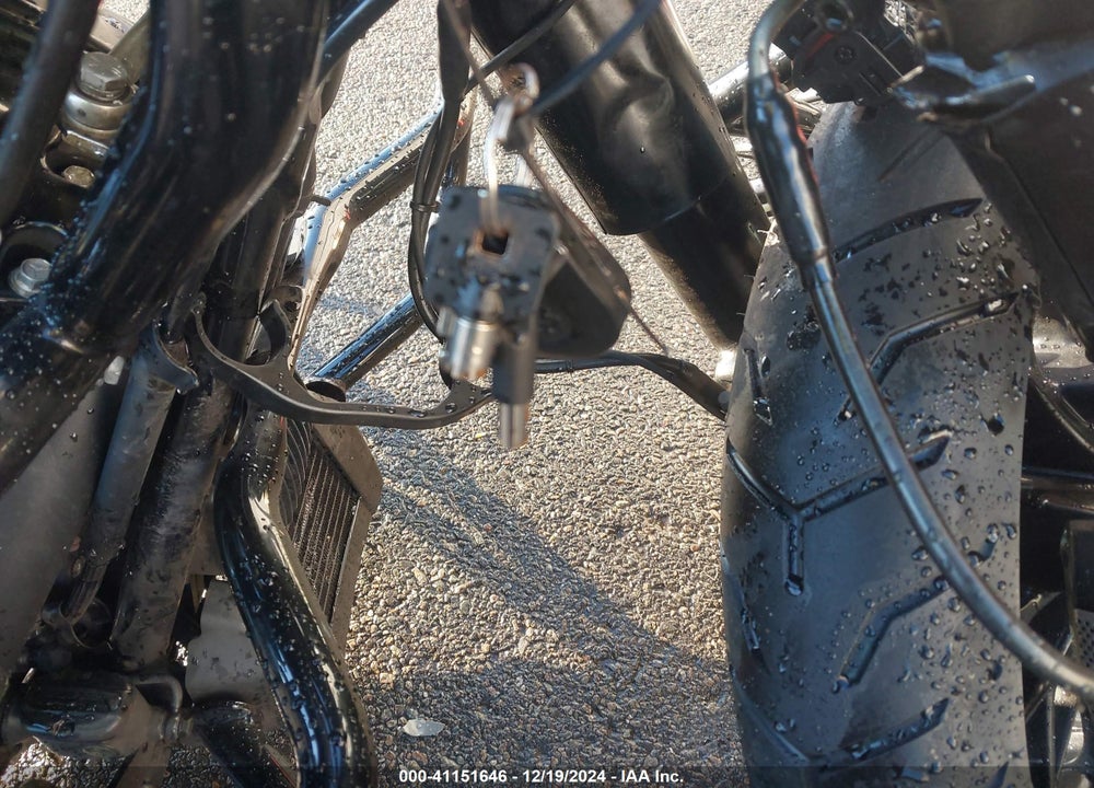 2022 HARLEY-DAVIDSON FLHXS VIN: 1HD1KRP1XNB642155