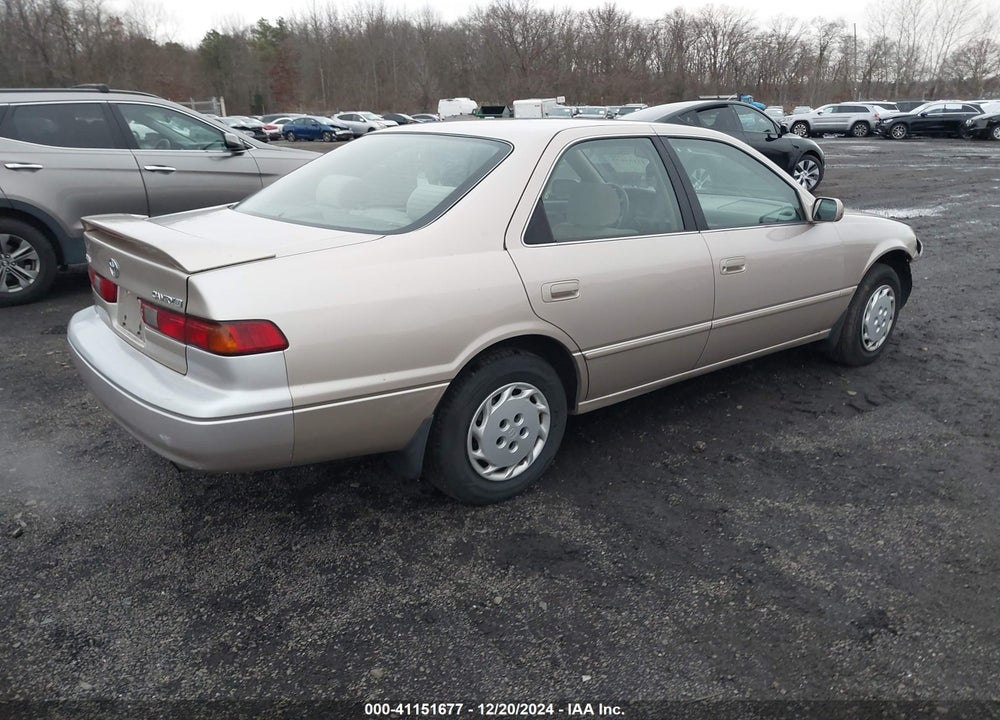1998 TOYOTA CAMRY LE VIN: 4T1BG22K3WU859255