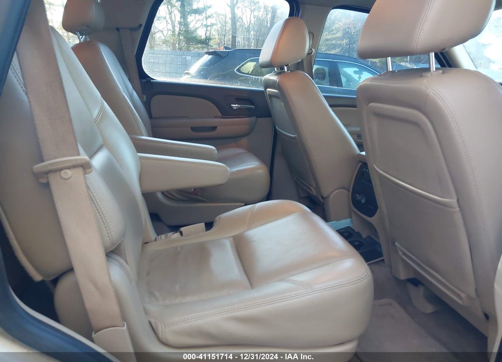2009 CHEVROLET TAHOE LTZ VIN: 1GNFK33069R291010