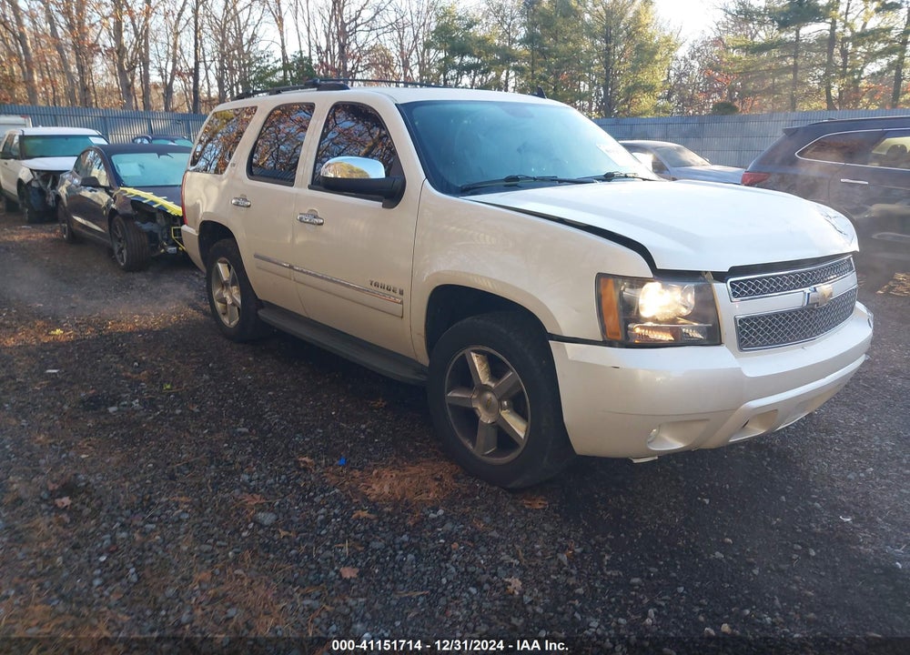 2009 CHEVROLET TAHOE LTZ VIN: 1GNFK33069R291010