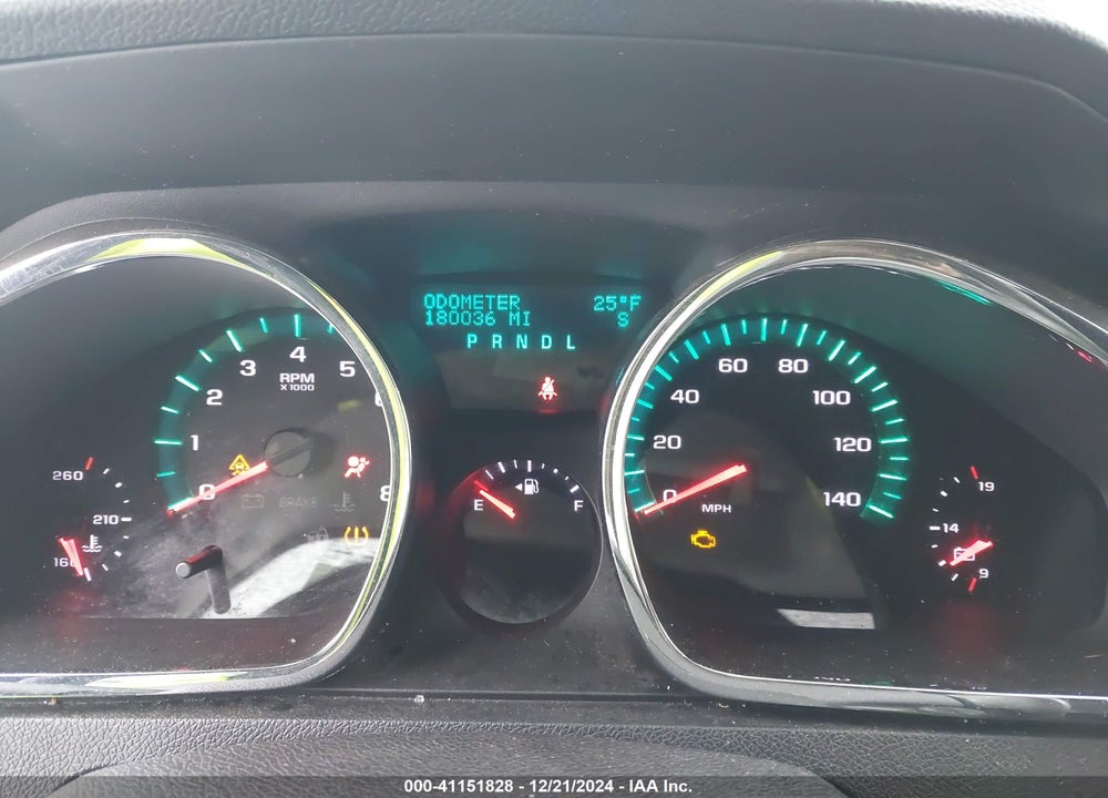 2010 CHEVROLET TRAVERSE LT VIN: 1GNLRFED5AS118916