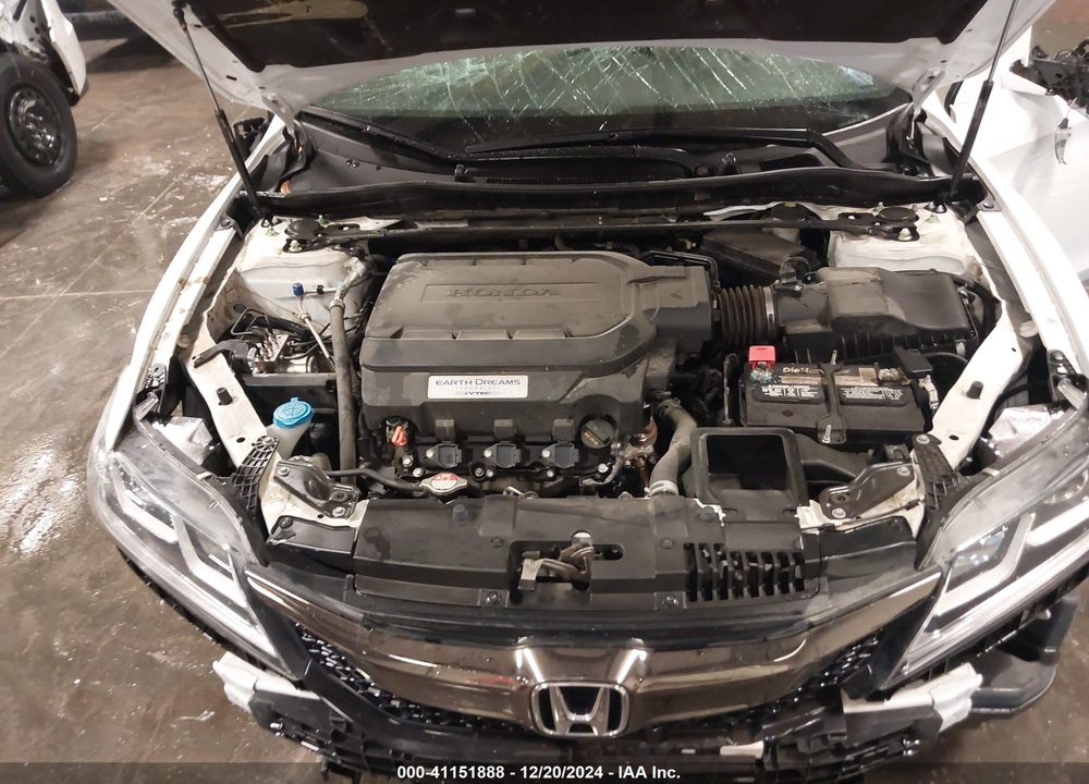 2017 HONDA ACCORD EX-L V6 VIN: 1HGCT2B86HA004726