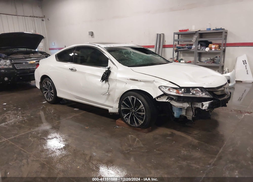2017 HONDA ACCORD EX-L V6 VIN: 1HGCT2B86HA004726