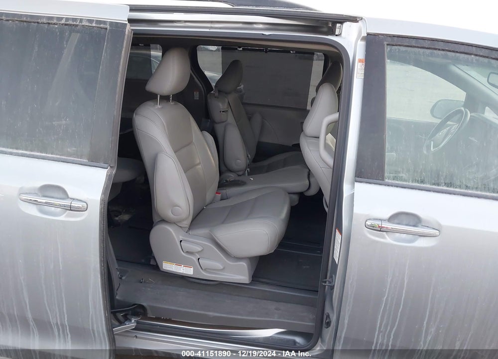 2015 TOYOTA SIENNA XLE 7 PASSENGER/XLE 8 PASSENGER/XLE PREMIUM 8 PASSENGER VIN: 5TDYK3DCXFS538262