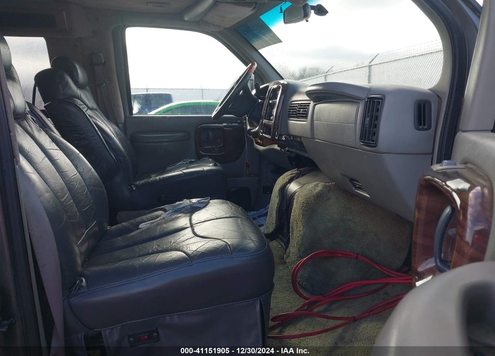 1998 GMC SAVANA RV VIN: 1GDFG15R4W1056685