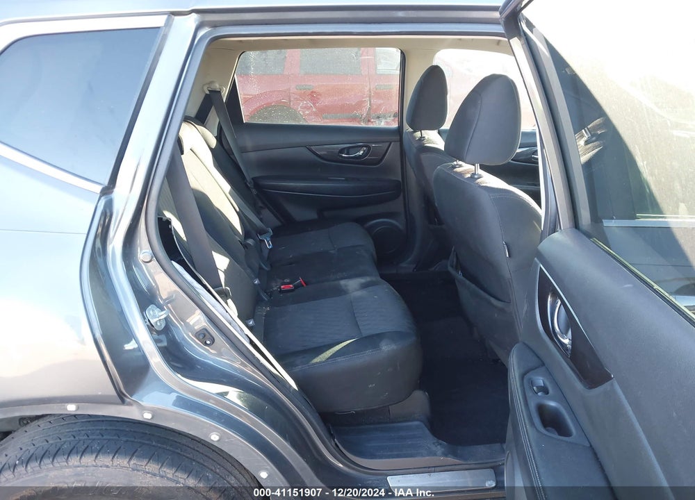 2018 NISSAN ROGUE VIN: 5N1AT2MT8JC787965