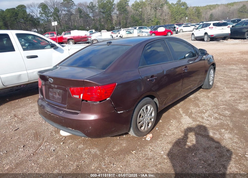 2011 KIA FORTE EX VIN: KNAFU4A28B5357063