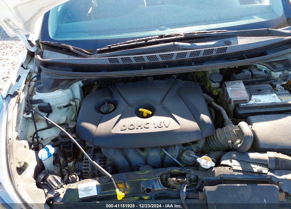2015 HYUNDAI ELANTRA SE VIN: 5NPDH4AE8FH629917