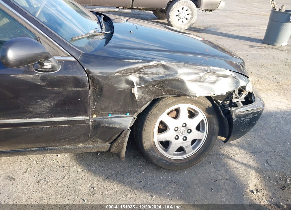 2002 ACURA RL 3.5 VIN: JH4KA96572C014104