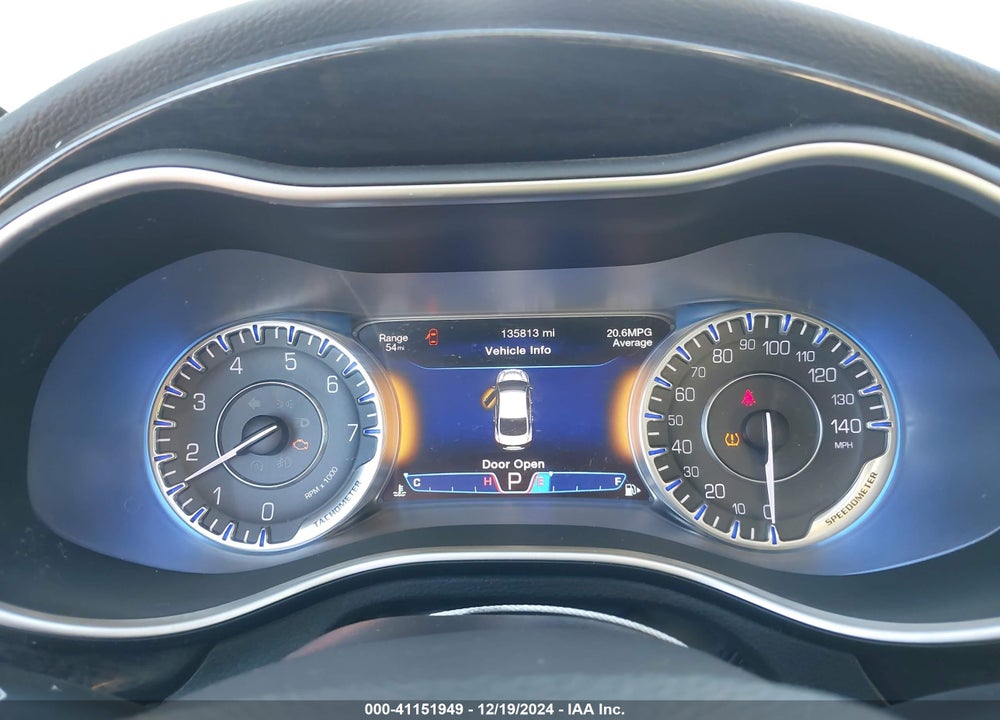 2015 CHRYSLER 200 C VIN: 1C3CCCCB7FN521977