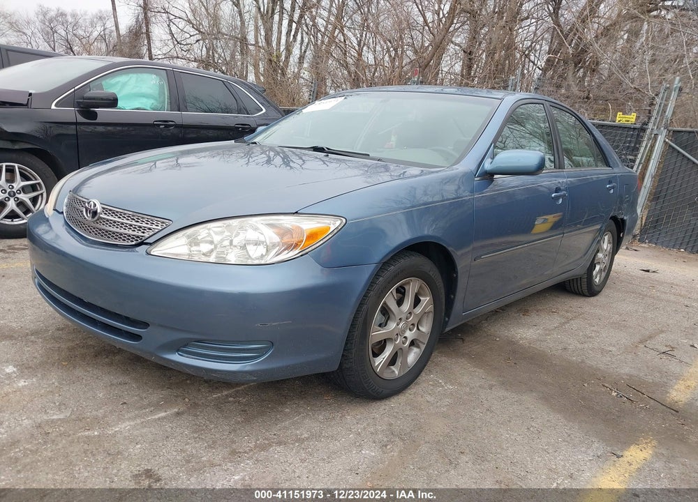 2002 TOYOTA CAMRY XLE VIN: 4T1BE32K32U588025