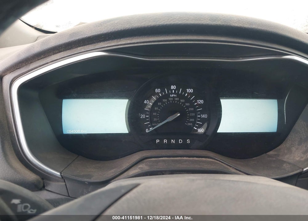 2019 FORD FUSION TITANIUM VIN: 3FA6P0D92KR207688