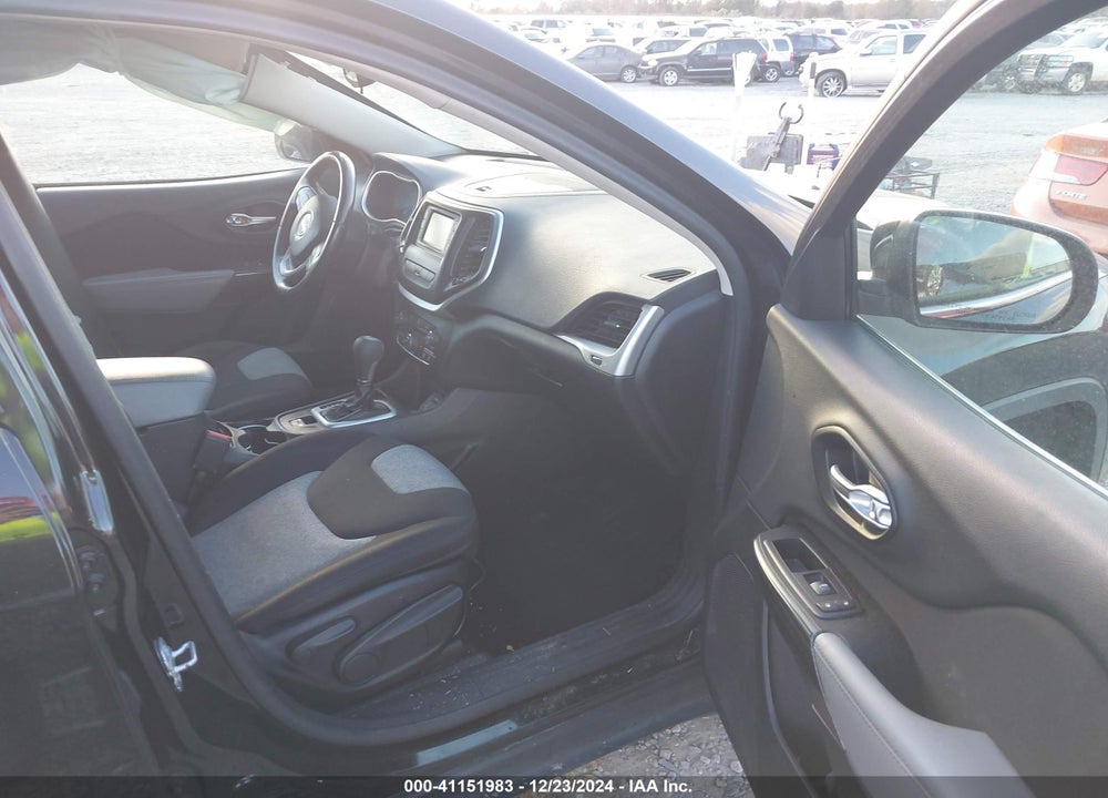 2014 JEEP CHEROKEE VIN: 1C4PJLCB8EW232926