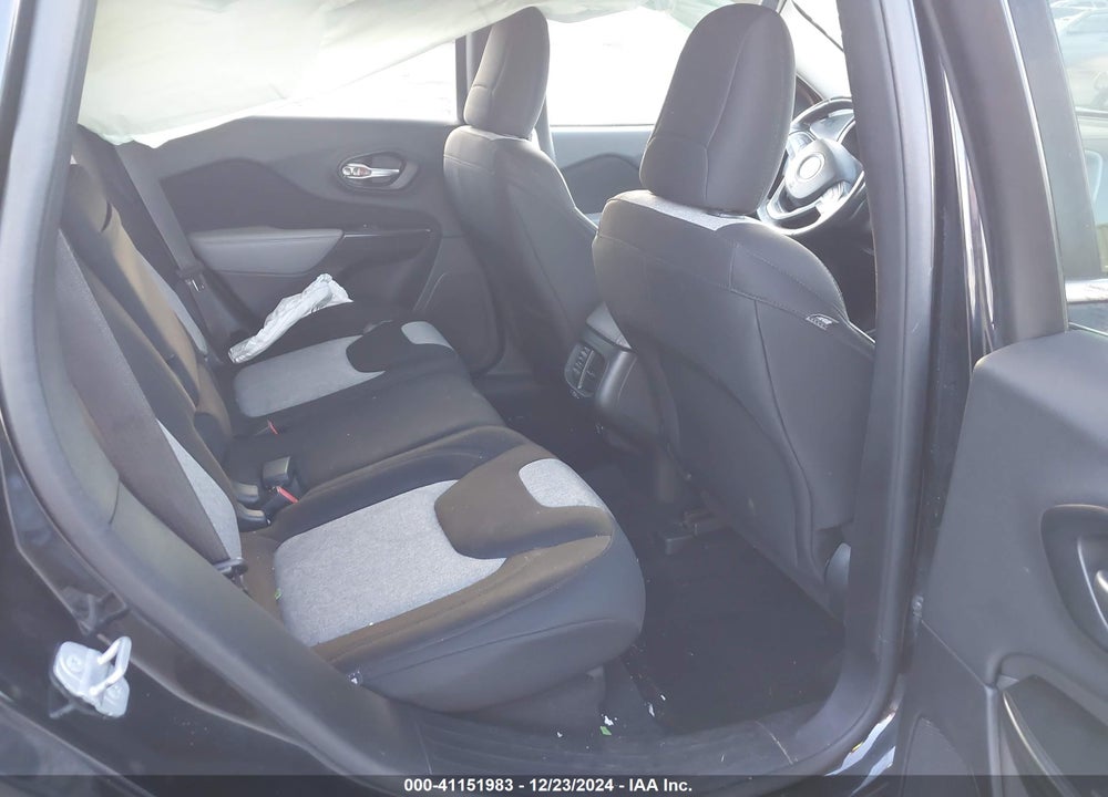 2014 JEEP CHEROKEE VIN: 1C4PJLCB8EW232926