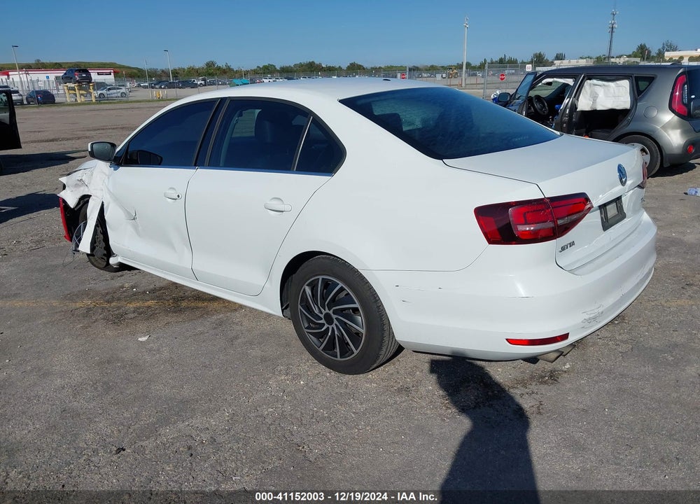 2017 VOLKSWAGEN JETTA 1.4T S VIN: 3VW2B7AJ4HM315425