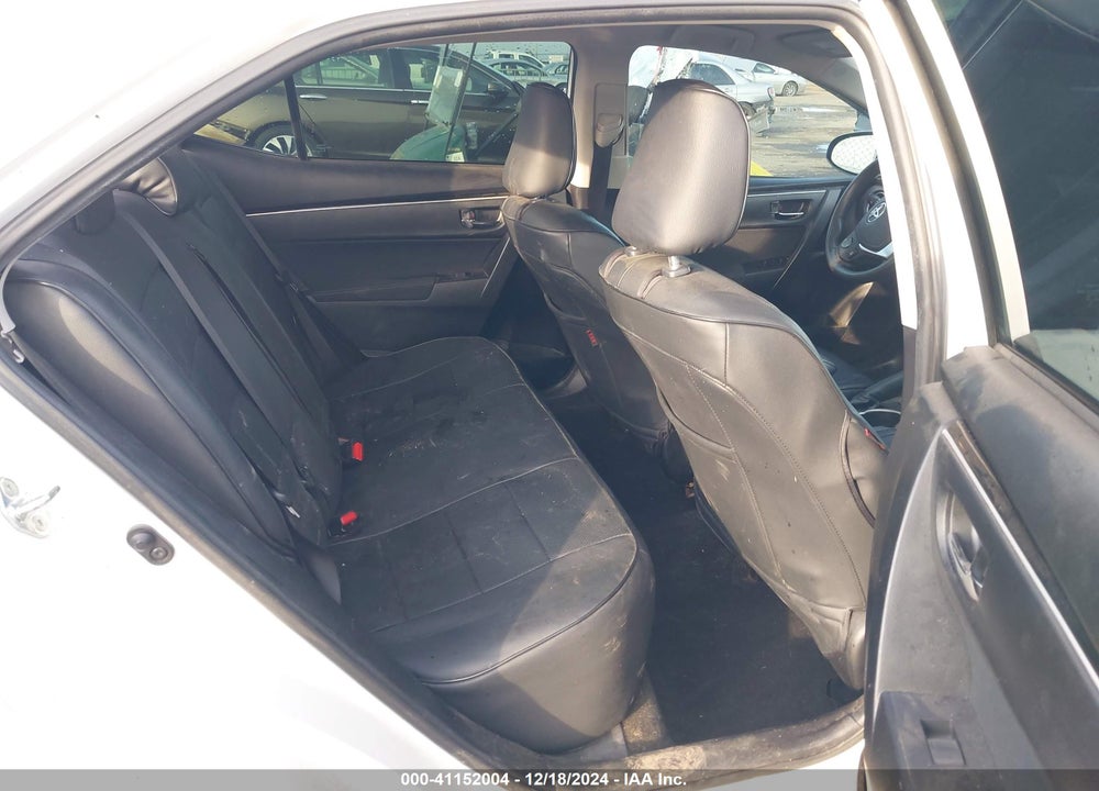 2018 TOYOTA COROLLA VIN: 5YFBURHE1JP752735