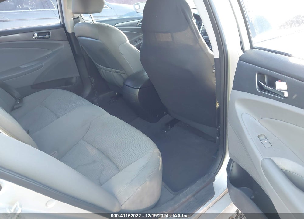 2014 HYUNDAI SONATA HYBRID VIN: KMHEC4A43EA115291