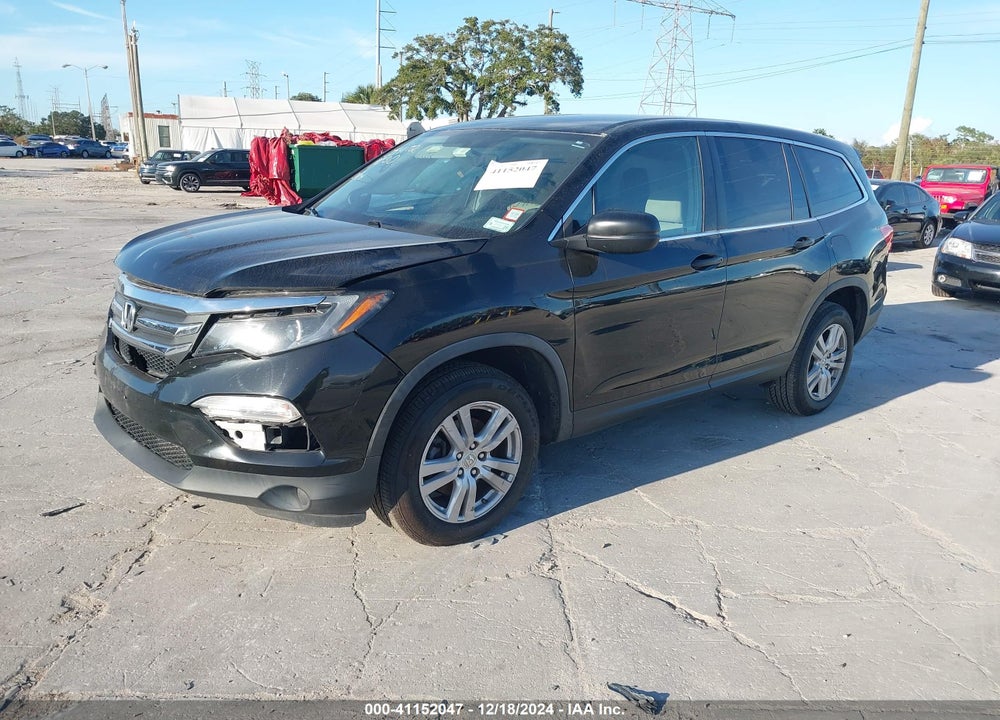 2018 HONDA PILOT LX VIN: 5FNYF6H15JB054172