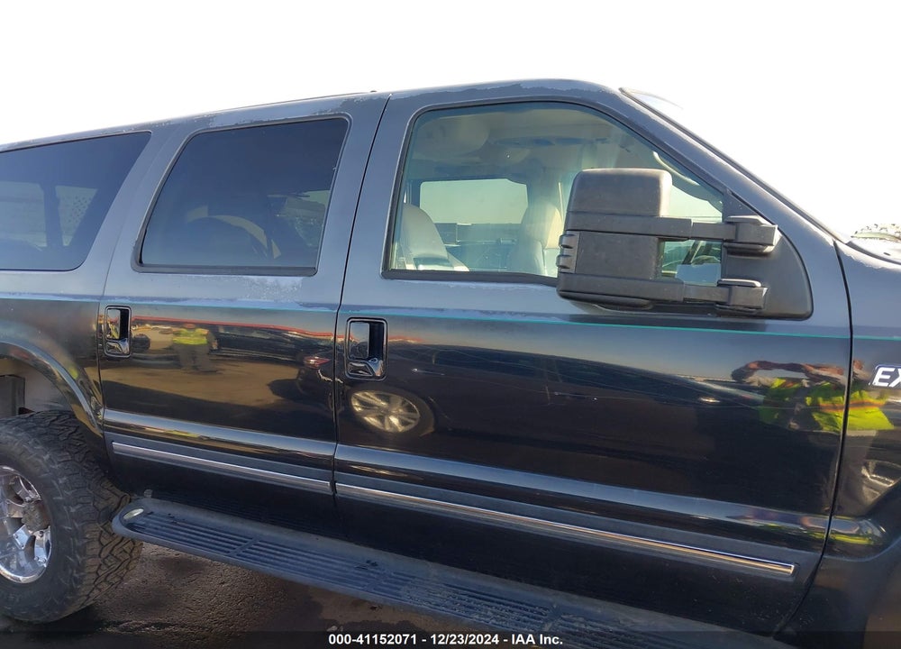2005 FORD EXCURSION LIMITED VIN: 1FMNU43S65ED43562