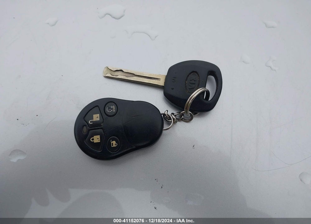 2009 KIA BORREGO EX V6 VIN: KNDJH741695013330