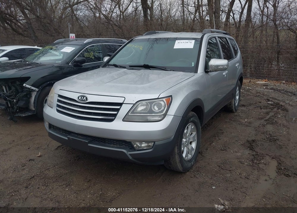 2009 KIA BORREGO EX V6 VIN: KNDJH741695013330