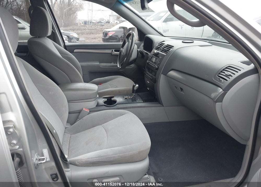2009 KIA BORREGO EX V6 VIN: KNDJH741695013330