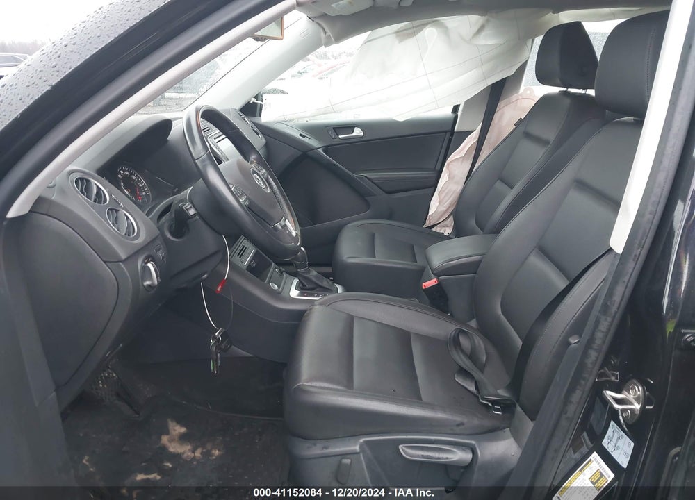 2017 VOLKSWAGEN TIGUAN 2.0T S VIN: WVGAV7AX1HW511974