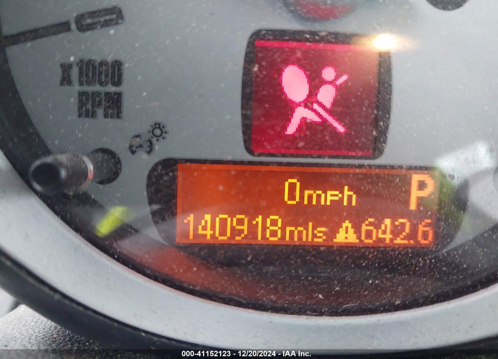 2009 MINI COOPER CLUBMAN VIN: WMWML335X9TN68606