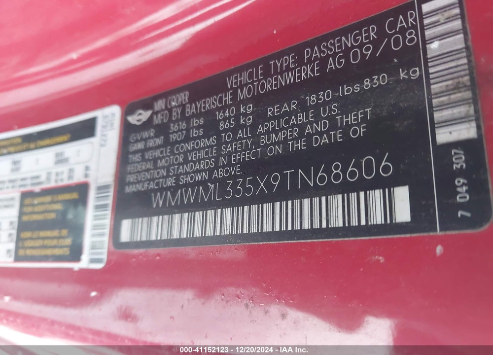 2009 MINI COOPER CLUBMAN VIN: WMWML335X9TN68606