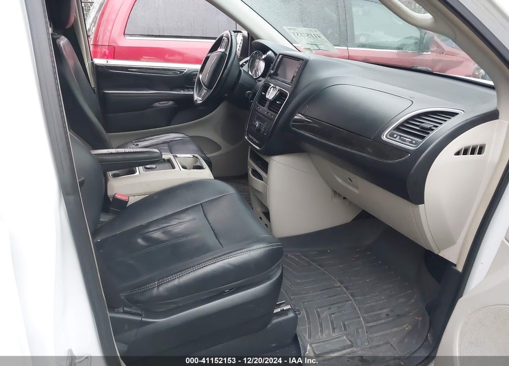 2014 CHRYSLER TOWN & COUNTRY TOURING VIN: 2C4RC1BG8ER124092