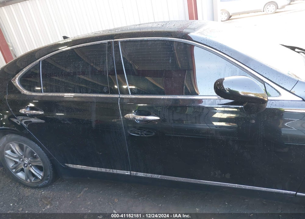 2009 LEXUS LS 460 VIN: JTHCL46FX95002747