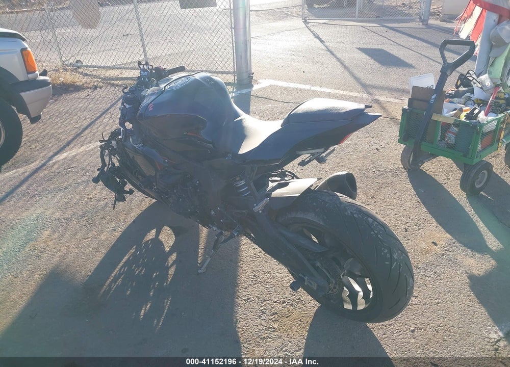 2021 YAMAHA YZFR1 VIN: JYARN66E7MA001382