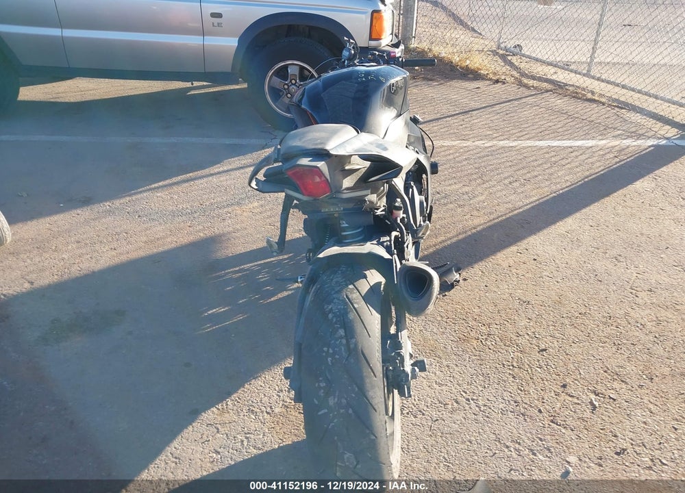 2021 YAMAHA YZFR1 VIN: JYARN66E7MA001382