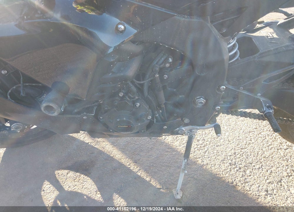 2021 YAMAHA YZFR1 VIN: JYARN66E7MA001382