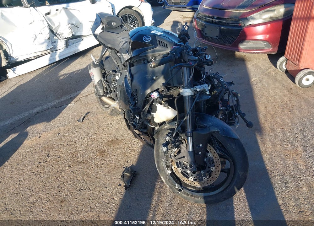 2021 YAMAHA YZFR1 VIN: JYARN66E7MA001382