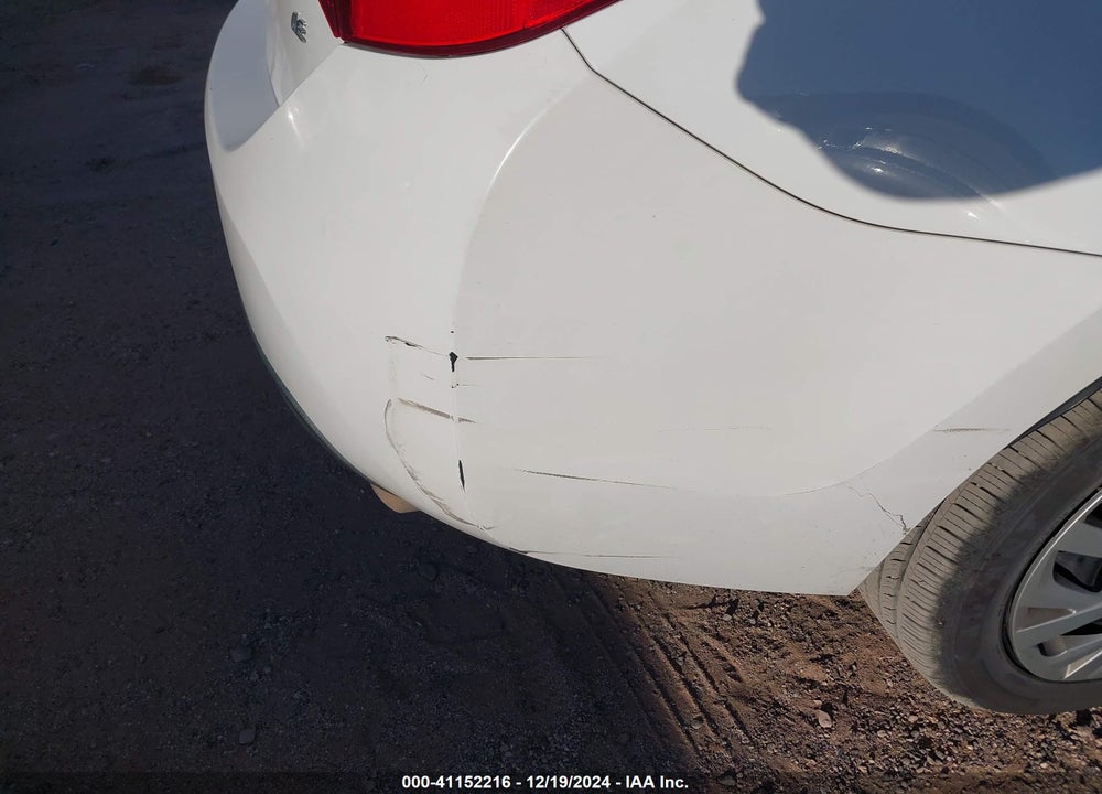 2017 TOYOTA COROLLA LE VIN: 2T1BURHE2HC747506