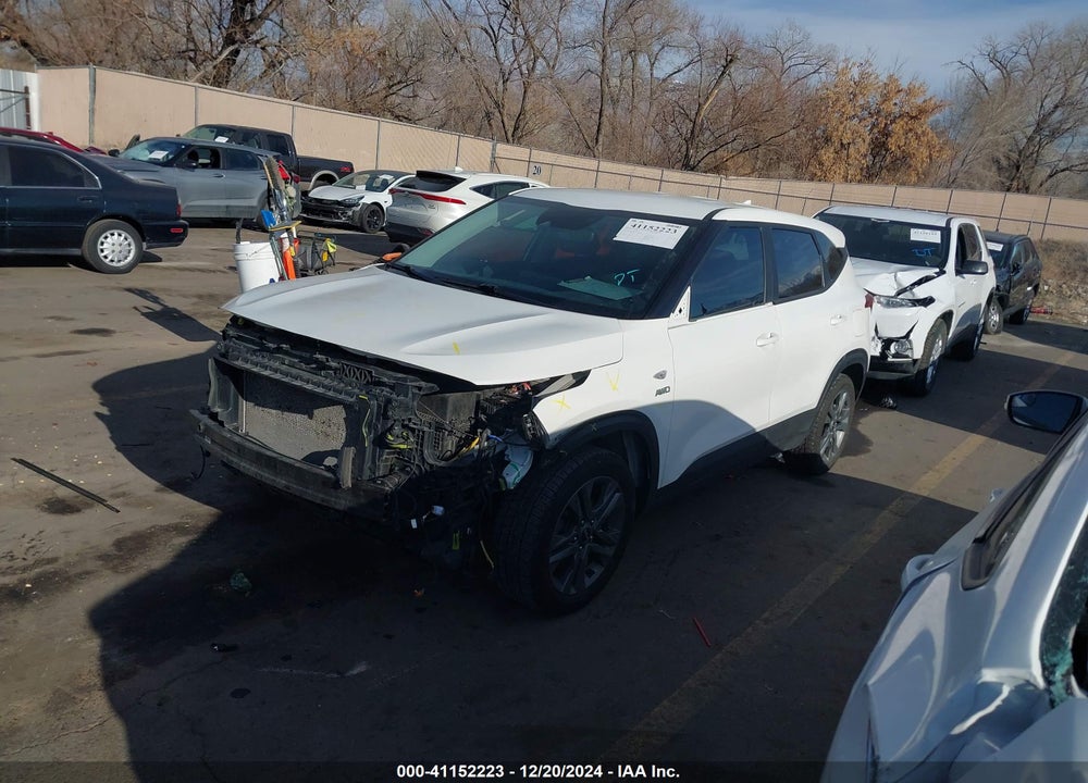2022 KIA SELTOS LX VIN: KNDEPCAA1N7332618