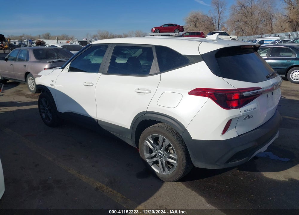2022 KIA SELTOS LX VIN: KNDEPCAA1N7332618